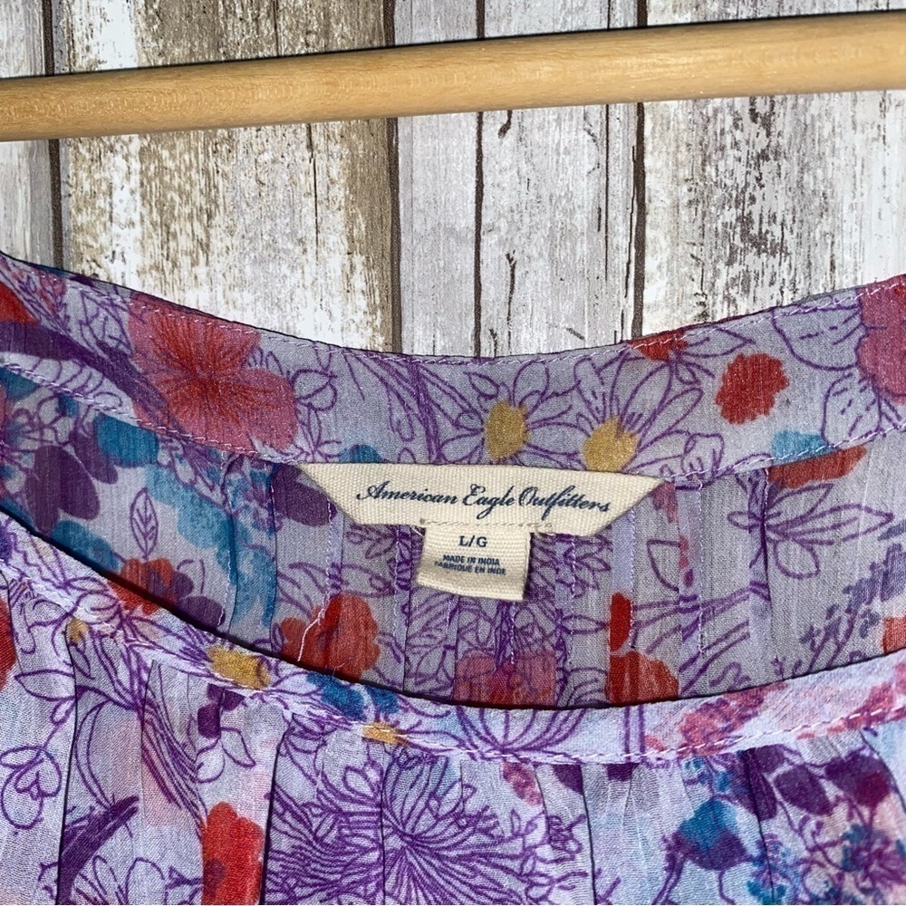 American Eagle Purple Floral Sheer Tank - Picture 5 of 5